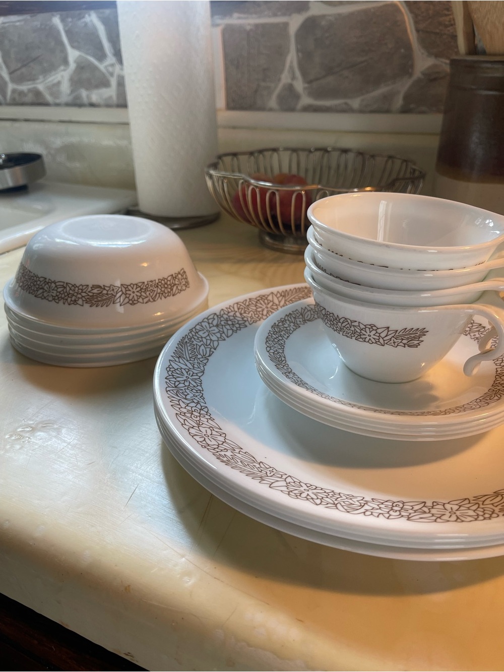 Corelle Woodland Set